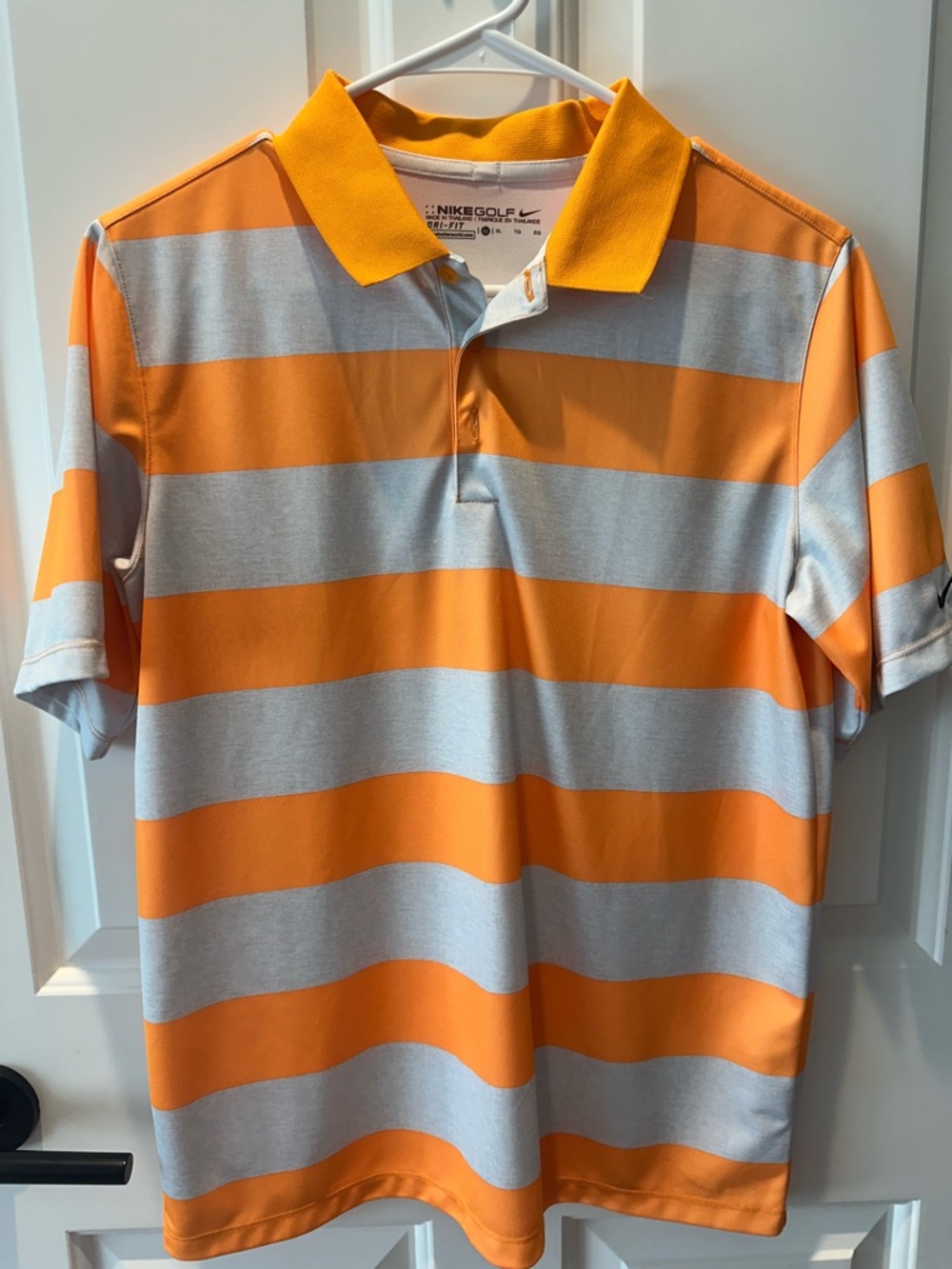 Like new. Nike Golf polo shirt Dri Fit. Size youth XL